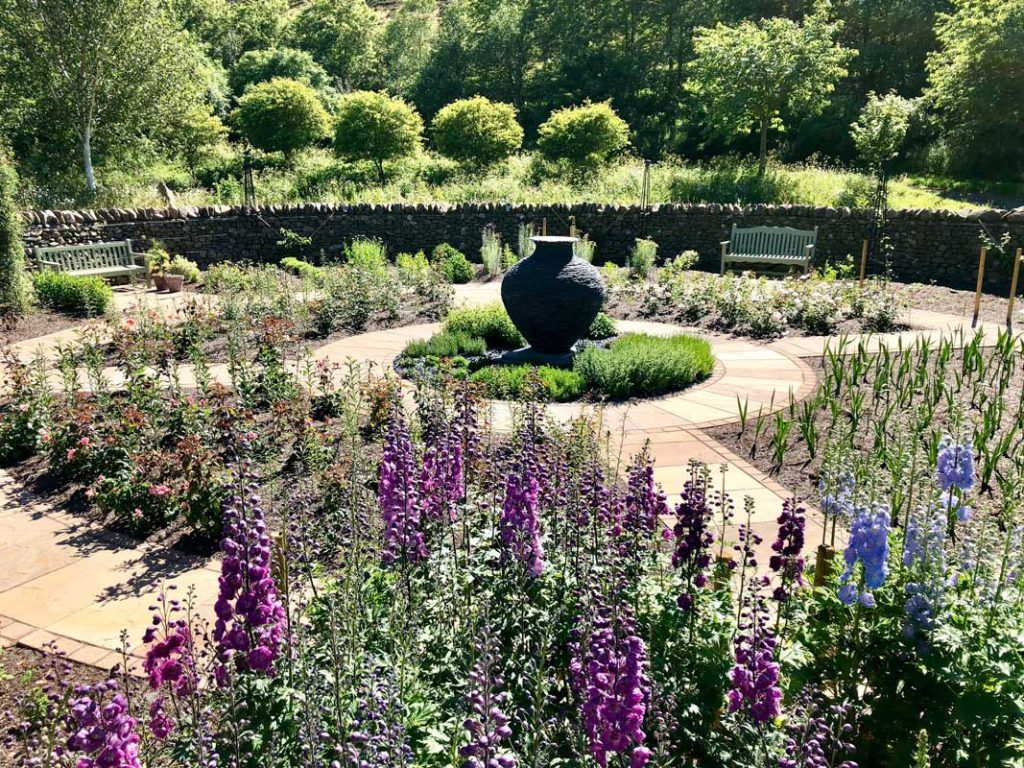 StowConstructionGardenDesign03